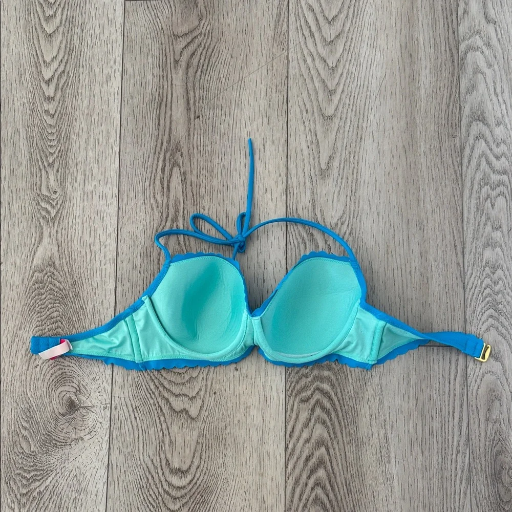 Victoria's Secret Turquoise Scallop-Edge Bikini Top - Picture 3 of 4